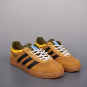 adidas Originals Gazelle INdoor Shamrock casual antiskid wear-resistant low-cut skate shoes Toe design for a superior fit Firm heel conforms to the curve of the foot Soft bullet is comfortable and not easy to wear feet Rubber sole with anti-slip pattern for smooth traction